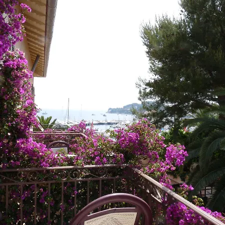 La Fregate Ξενοδοχείο *